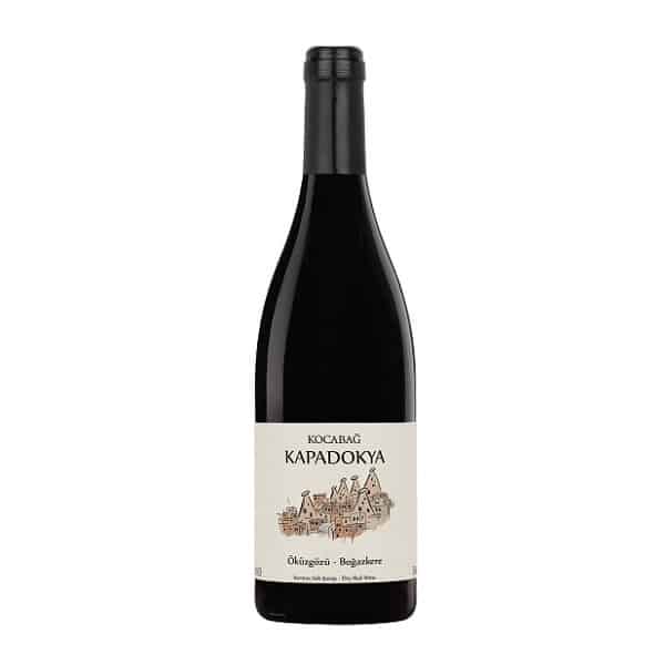 Eine Flasche Delheim Pinotage Rosé. Das Etikett zeigt ein Wappen und den Text „Die Reise wert“. Darunter steht „Stellenbosch“, was auf die südafrikanische Herkunft hinweist. Der Wein hat einen hellrosa Farbton.